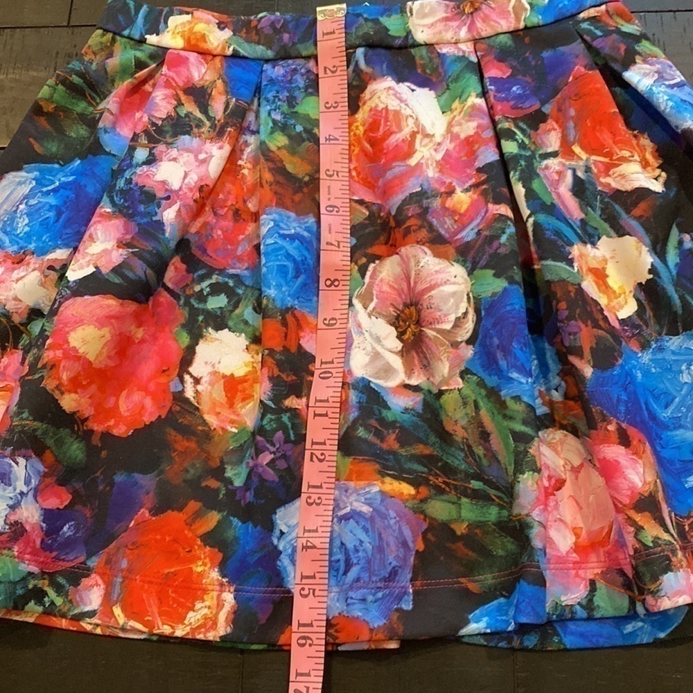 Express Floral Pleated Watercolor Colorful Rainbow Mini Back Zip Skirt - Picture 5 of 9